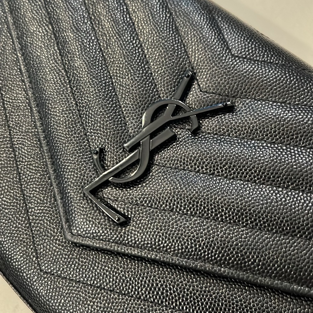 Saint Laurent Wallet on Chain - Picture 9 of 9